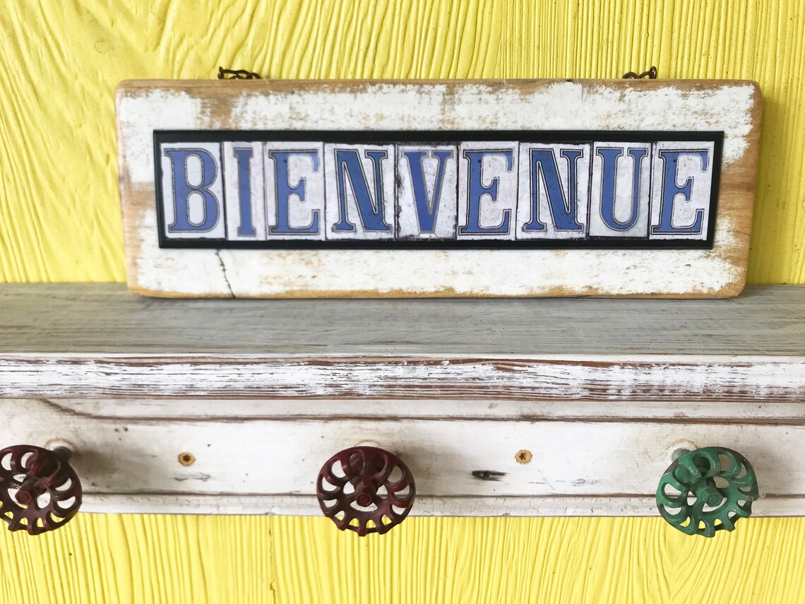 Bienvenue Louisiana French Street Tile Font Etsy