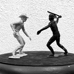Vintage Louis Marx Jumbo 6&quot; Rifle Cowboy & Indians Plastic Western Toy Figures Plastimarx
