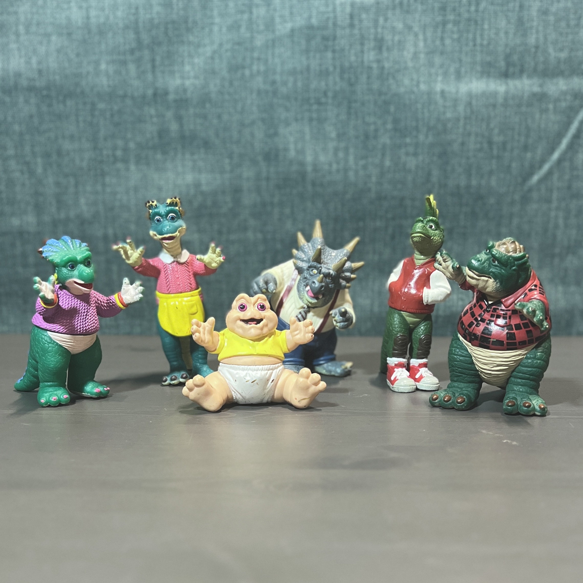 Vintage 1991 Disney Dinosaurs TV Show Toy Figures Sinclair Family