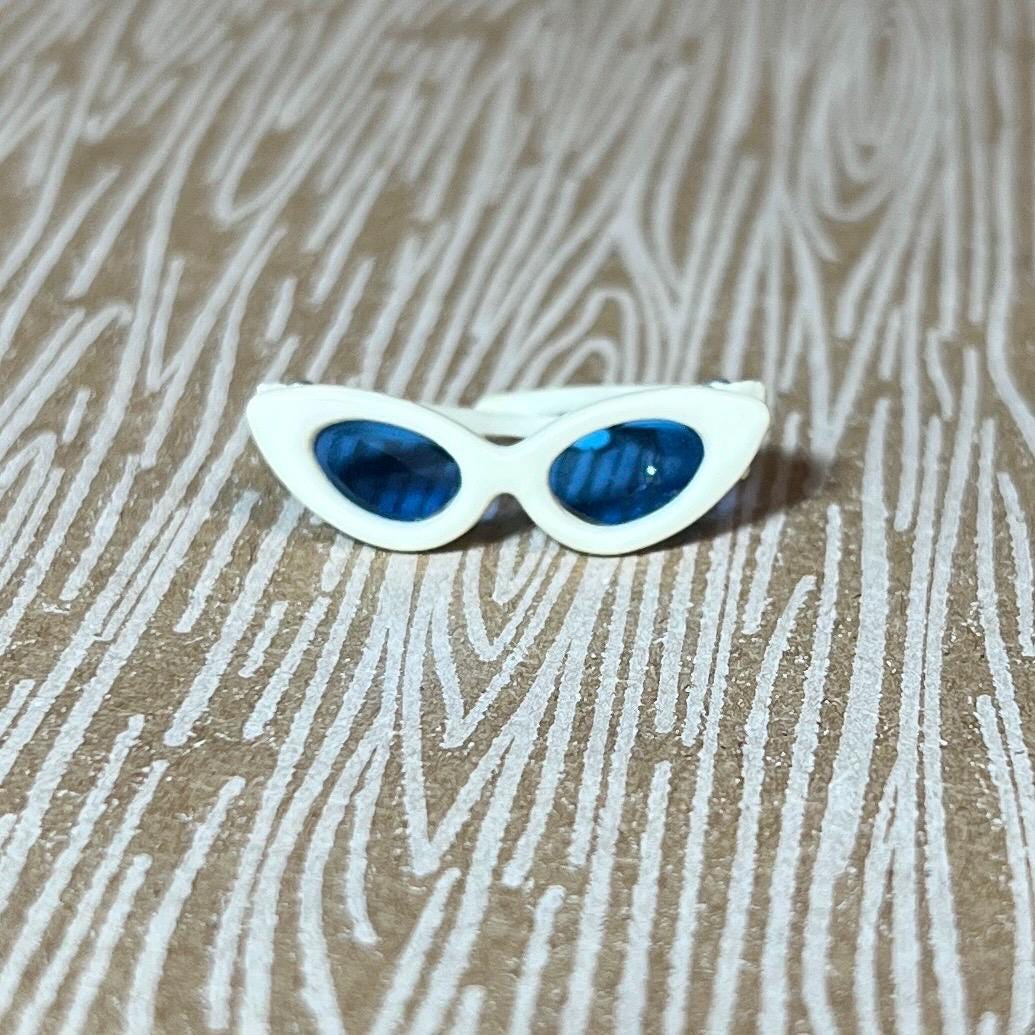 Vintage 50s Cat Eye Blue Sunglasses American Optical Barbie Eyeglasses AO American optical vintage cat eye sunglasses - Gem main image 2