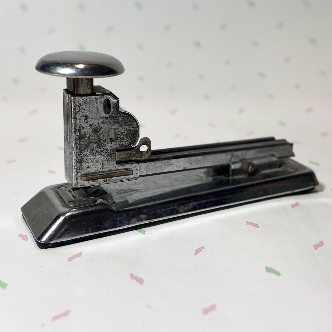 Stapler Pilot Vintage Pilot Stapler - No. 402 - USA - Ace Fastener Corp. - Staples ...
