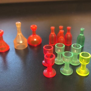 Playmobil beverage service - bottles, glasses and decanters