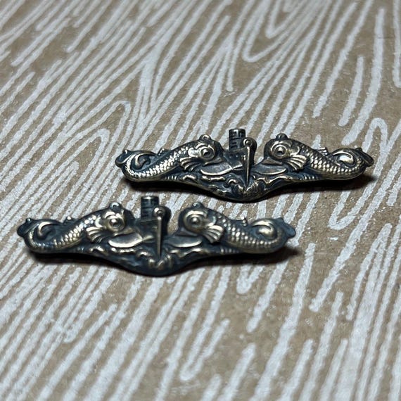 WWII USN US Navy Officers Submarine Warfare Dolphin Pin Amico 1/20