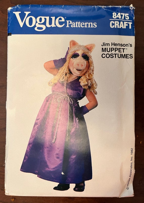 Miss Piggy Jim Henson's Muppet Costumes Vogue pattern 8475 -- children  sizes 2-12