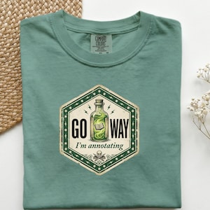 Comfort Colors® Go Away I'm Annotating Shirt, lustiges Leseratten-T-Shirt, Buch-Nerd-Anmerkungsgeschenk