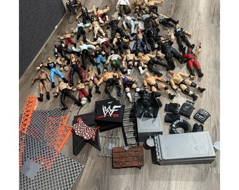 Vtg Wrestling Wwf hasbro large lot Hogan Macho Tag Teams Ring Pieces Etc