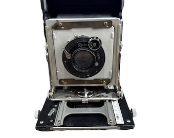 Vintage 1950's Graflex Century Graphic Camera: 101mm Optar Lens