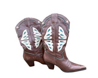 Nine West VTG Y2K Braun Leder Cowboy Stiefel Türkis Schmetterling Flügel Gr 8
