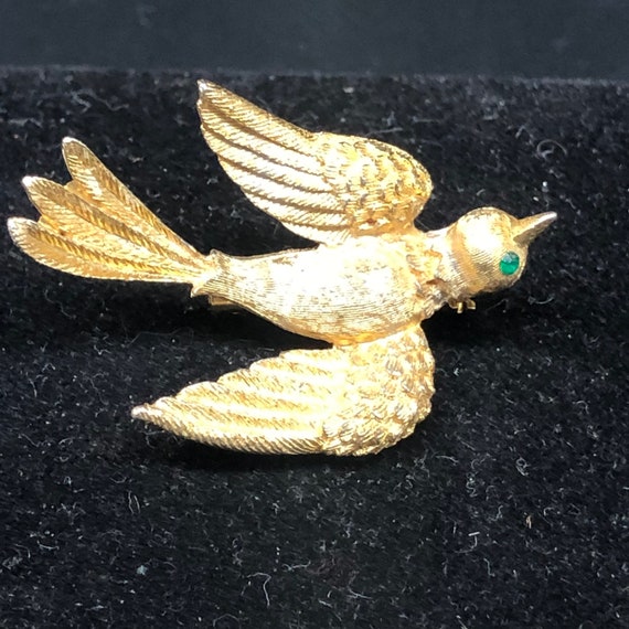Vintage JJ bird brooch pin green eye, gold tone. … - image 3