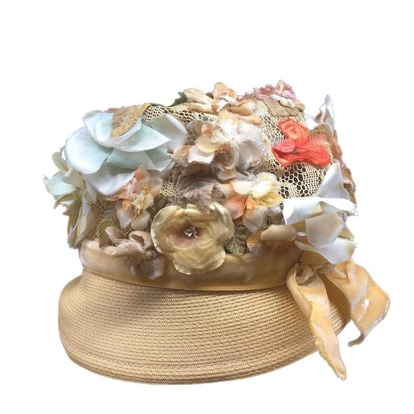 vintage Trix Wood Lubbock hat/bonnet beige peach 1950, millinery flowers, garden party hat, pin up costume, cosplay, tea party,derby