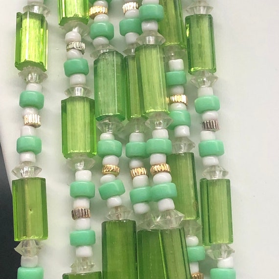 Vintage green  costume jewelry set, 7 strand glas… - image 2
