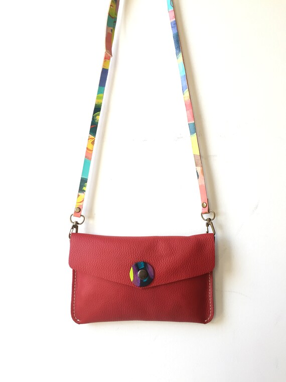 red envelope clutch bag