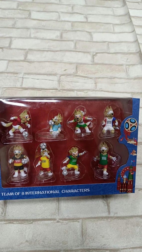 Set2018 FIFA World Cup Russia TM Figurine Zabivaka Team of 8