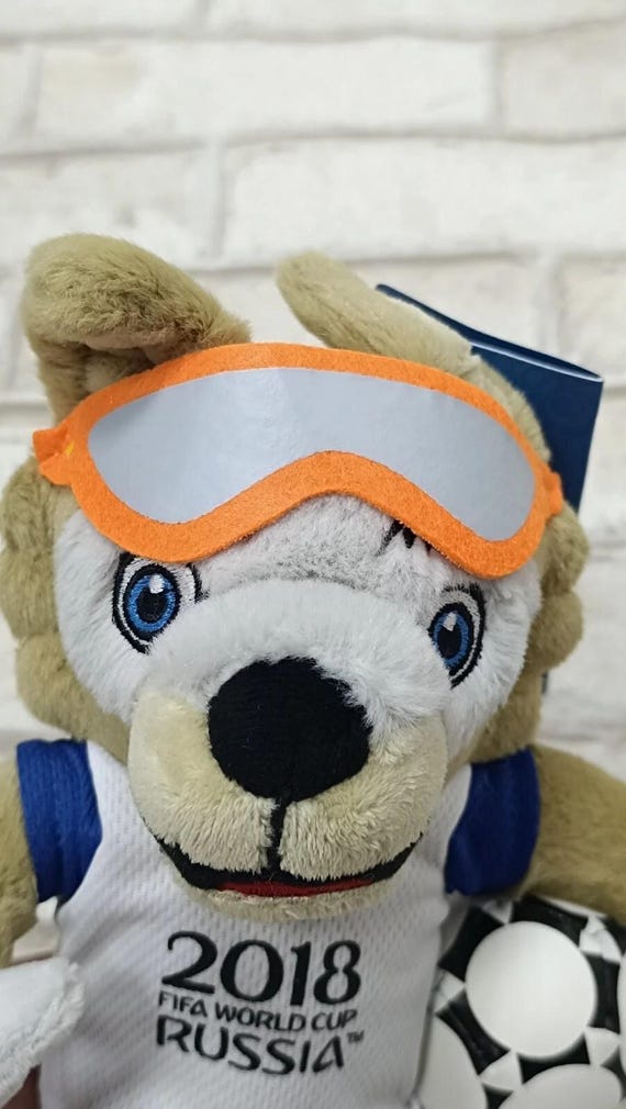 Fifa 2018 World Cup Russia Soccer Souvenir Soft Toy Wolf Zabivaka
