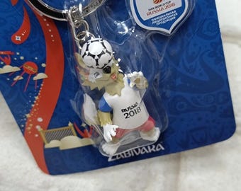 Official FIFA 2018 World Cup Keychain Zabivaka Mascot Russia