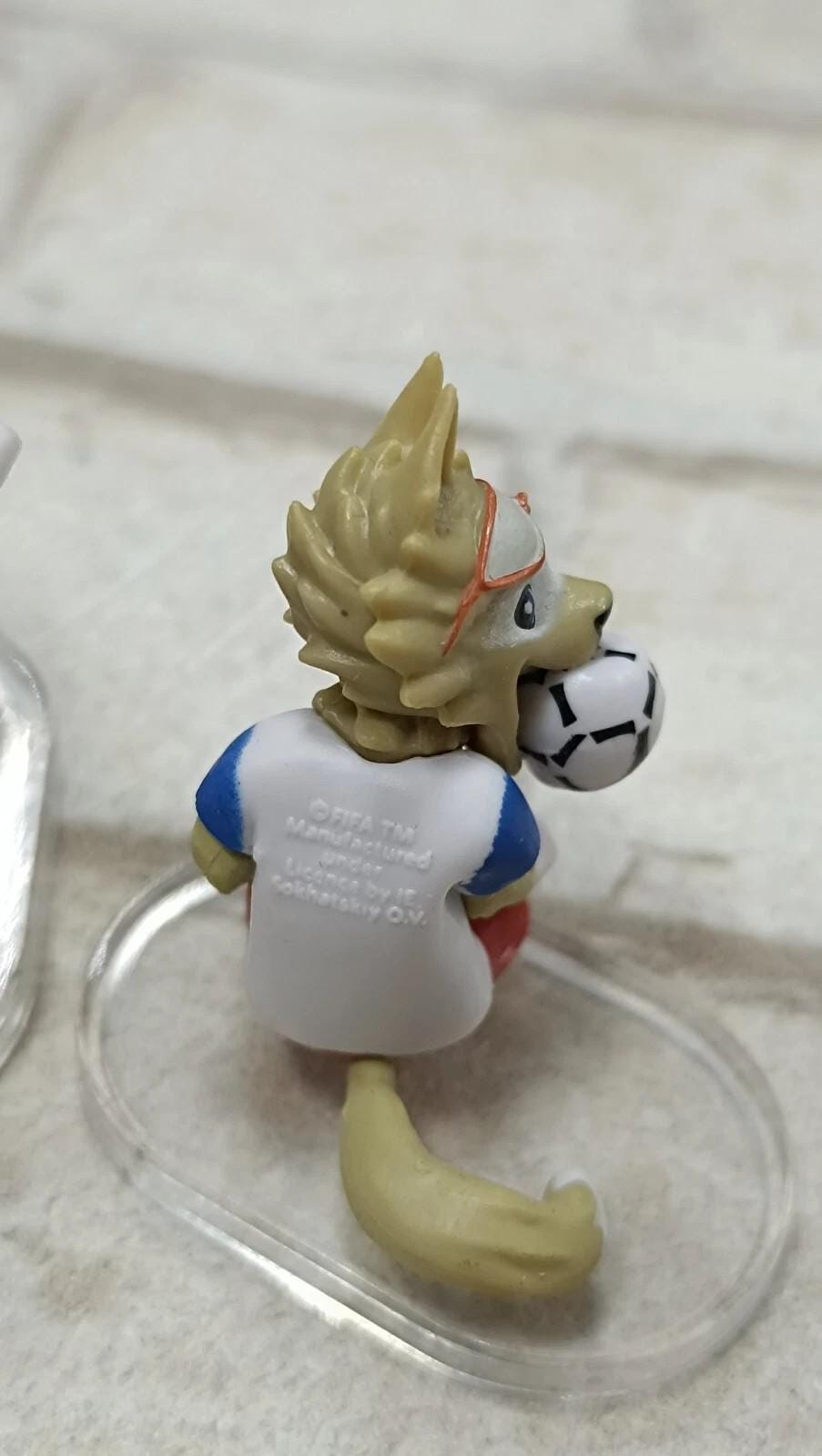 Fifa World Cup FIFA-2018 Russia Soccer Figure Set Wolf Zabivaka 3