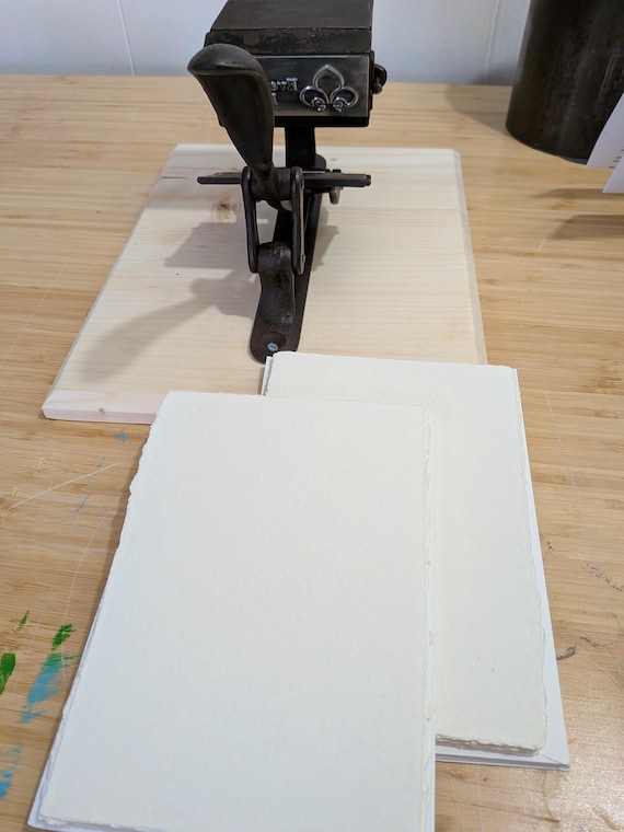 Handmade Paper Set with Envelopes | Ivory Recycled Cotton Stationery for Greeting Cards, Art Projects