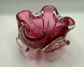 Pink glass art bowl designed by Josef Hospodka for the Chřibská glassworks