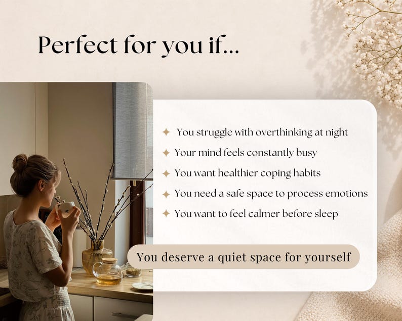 Pode incluir: Um design gr&aacute;fico com o texto Perfect for you if... seguido por uma lista de cinco pontos sobre bem-estar mental e a frase You deserve a quiet space for yourself. &Agrave; esquerda, uma pessoa segura uma caneca em uma cozinha.