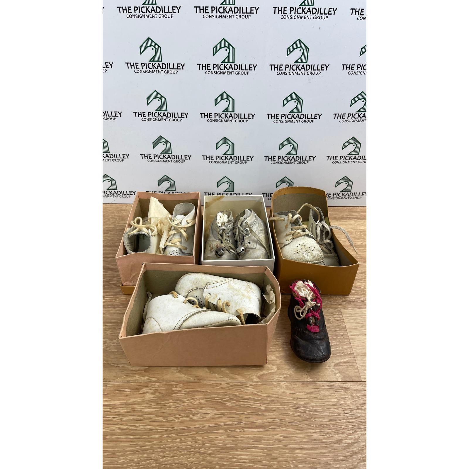 Vintage Mrs Days Ideal Baby Shoes Lot Antique Leather Booties Boxes Ephemera