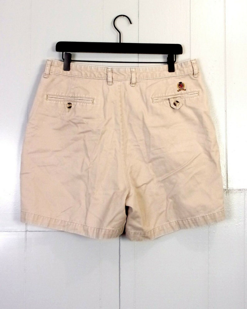 vtg 90s euc Tommy Hilfiger Pleated Front Tan Twill Shorts Crest Logo sz 35