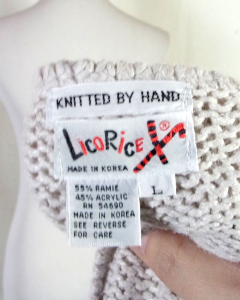 vtg 80s Licorice Hand Knit Sleeveless Polar Bear Sweater Vest pixelated sz L