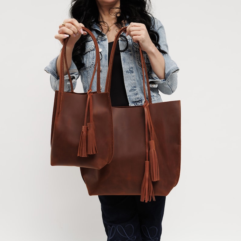 Personalisierter Leder Quaste Taschenanhänger: Initialen Geschenk, 12 Farben Kleine und Große Quasten Bild 16