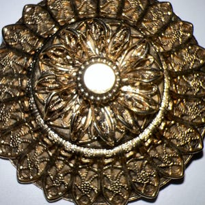 Unique Vintage Gold Toned Brooch,Clam Shell Shaped, Cluster