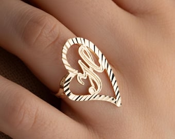Hart initialenring, massief gouden brief hartring, gepersonaliseerde briefring, Valentijnsdag sieraden cadeau