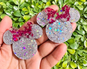 Minnie Mouse Glitter: Set/2 Minnie Mouse shape Acrylic, Mouse Shape Flatback, Badge Reel Toppers, Glitter planar resin, Hair bow charm