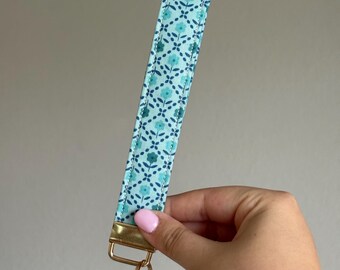 Blue floral Keychain Wristlet, Handmade Cotton Key Fob