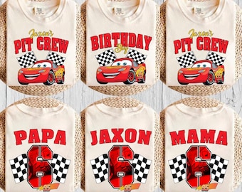 カスタムカーズバースデーシャツ、ライトニング・マックィーンピットクルーTシャツ、家族お揃いのバースデー衣装、ディズニー・カーズパーティー、レーシングバースデーボーイシャツ