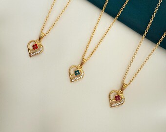 Lucky Clover Heart Pendant Necklace – Stainless Steel Fashion Jewelry