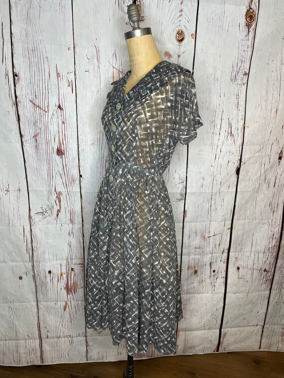 1950s gray print dress - image 2