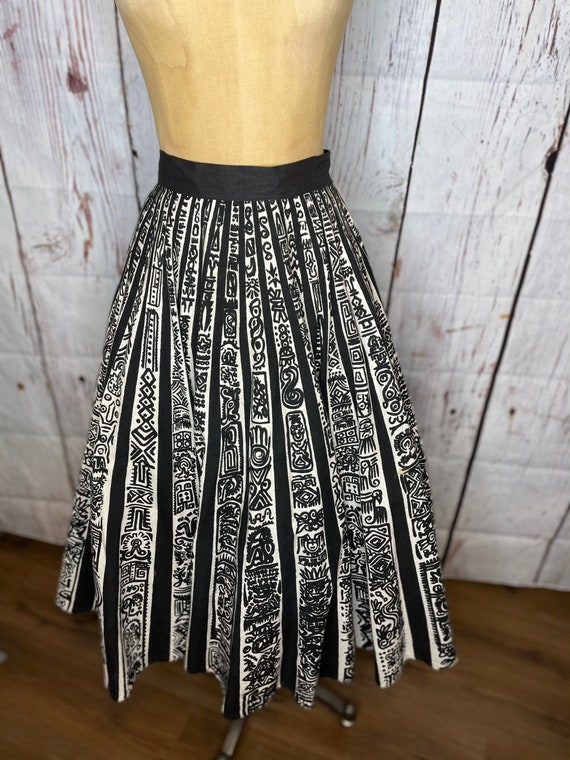 1950s wrap skirt - image 4