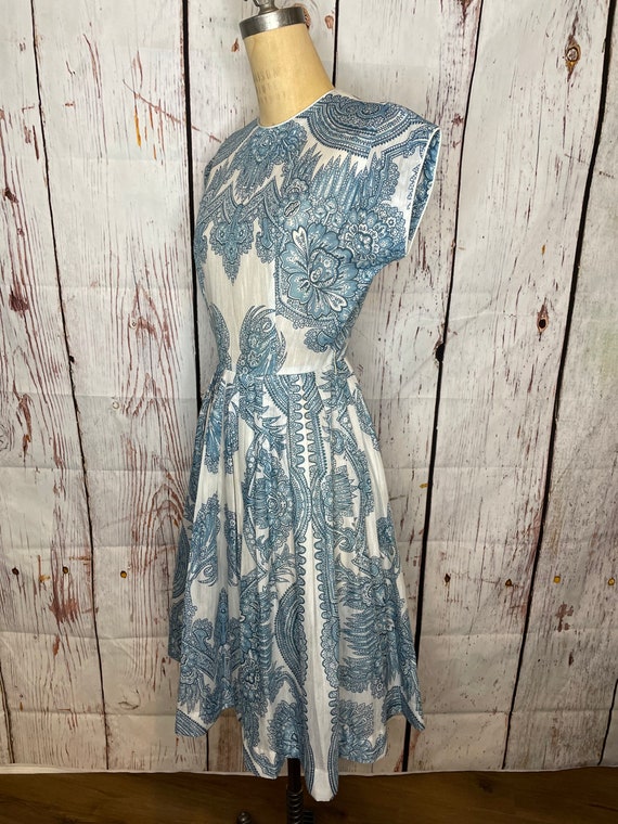 1950s paisley print dress - image 2