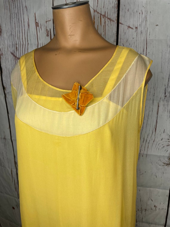 1920s Yellow Chiffon Flapper Dress - image 4