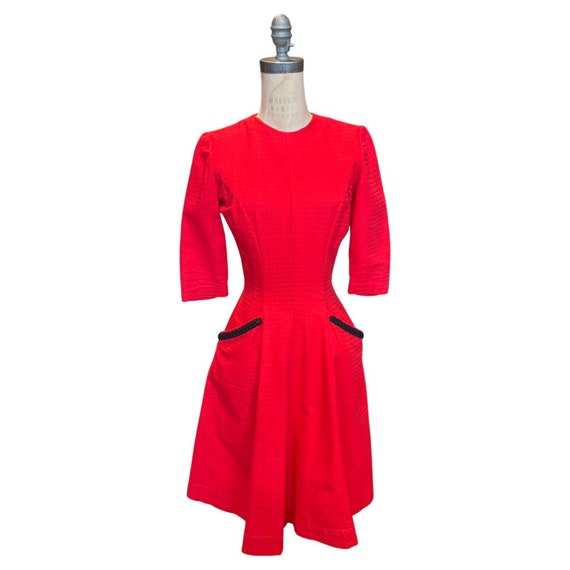 1950s red dress with black trim - image 1
