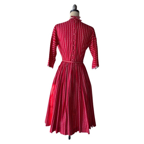 1940s red and white print dress - image 4