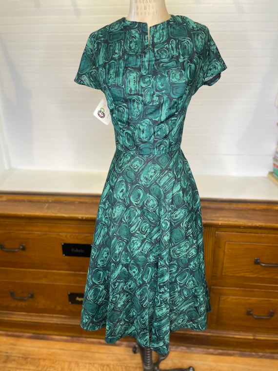 1950s green print dress - image 4