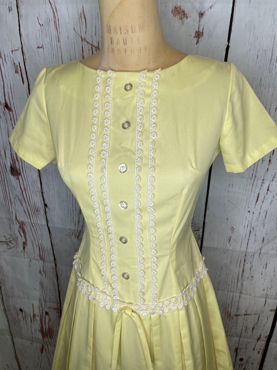 1950s yellow dress - image 3