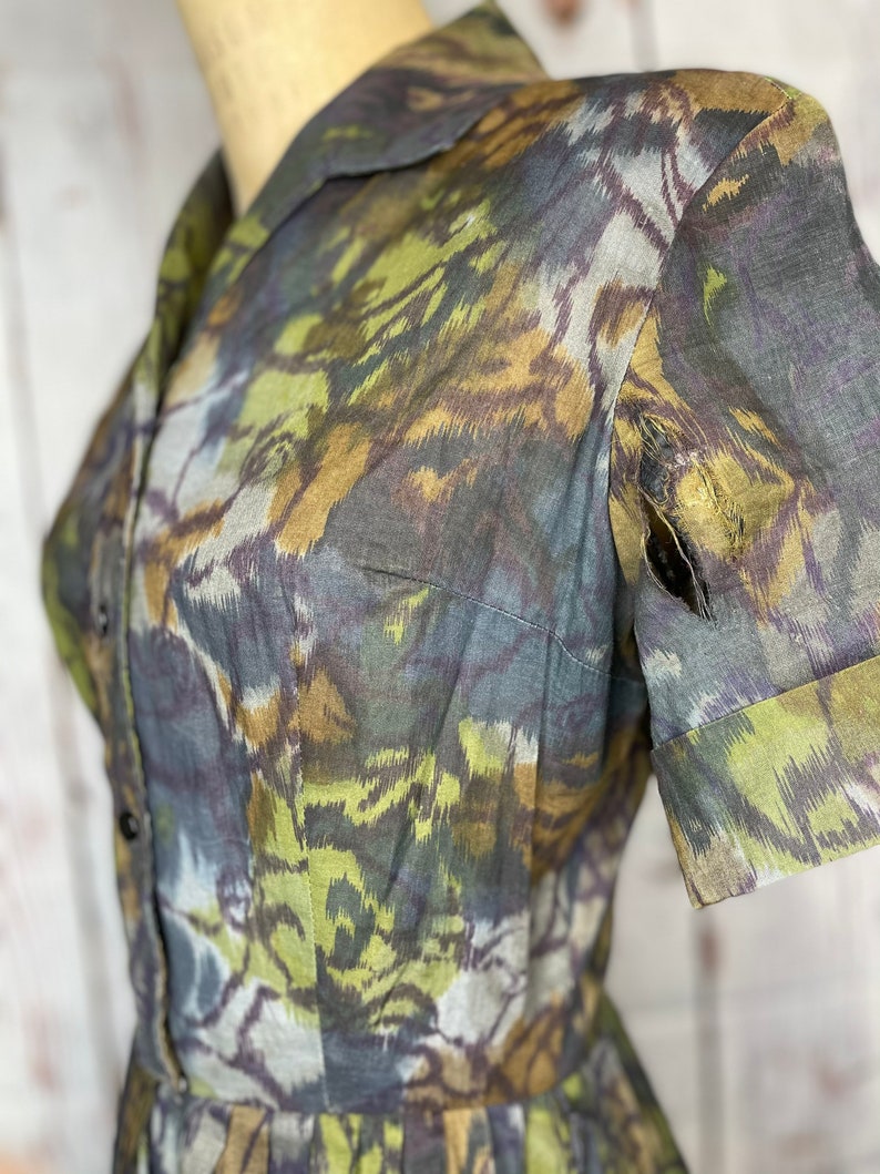 1950s print dress