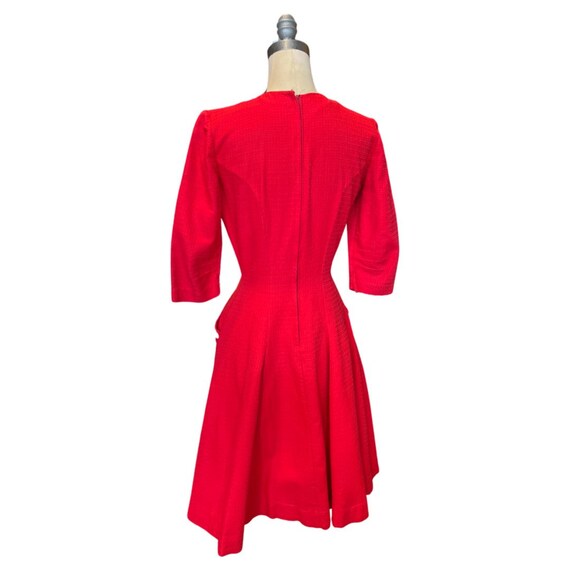 1950s red dress with black trim - image 4