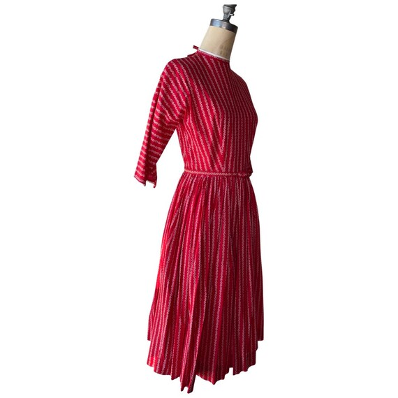 1940s red and white print dress - image 2