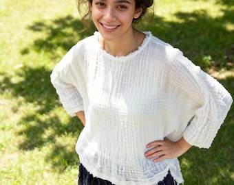 Soft Cotton Loose-Fit Blouse with Natural Raw-Edge Details