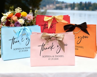 Personalized Wedding Gift Bags/Custom Paper Bag/Bridal Party Gift Bag/Thank You Gift Bags with Ribbon/Bridesmaid Gift Bags/Elegant Gift Bag