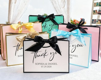 Personalized Wedding Thank You Gift Bags, Wedding Welcome Bags with Ribbon, Party Favor Bags, Elegant Gift Bag with Names, Wedding Favors