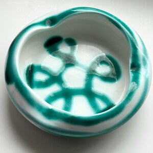 Gmundner Keramik Grüngeflammt Dizzy Green Trinket Dish | Vintage Austrian Pottery