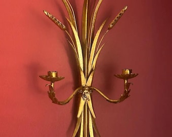 Aplique de pared italiano de latón de la década de 1960