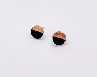 Wood + resin studs (Black)